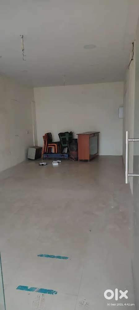 Shop for rent office and commerical purpus