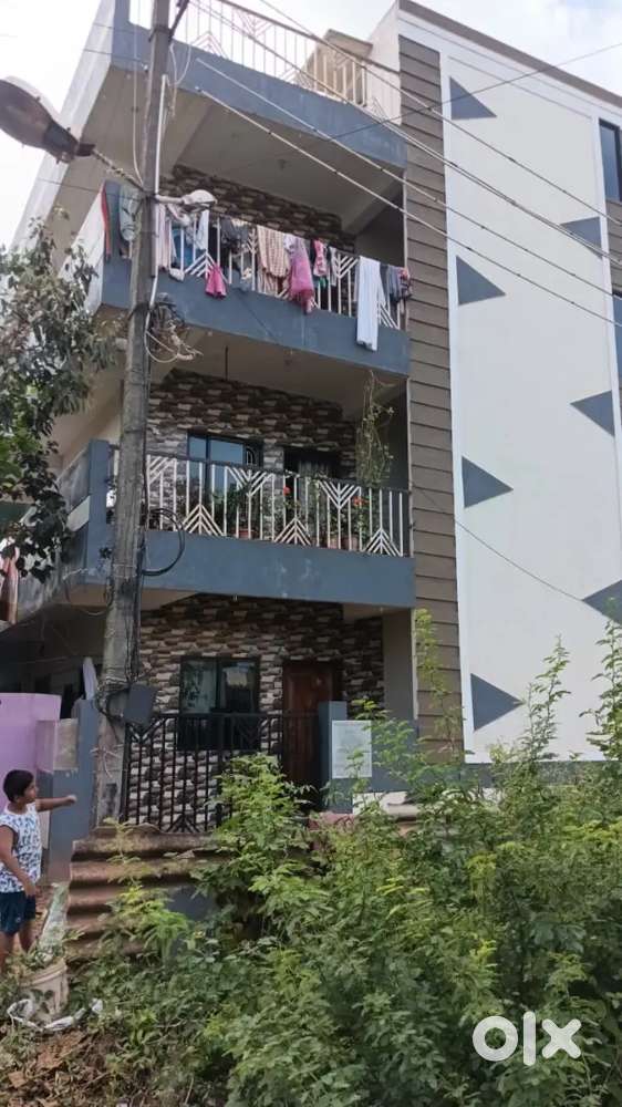 We are sealing a house for rent with 2BHK