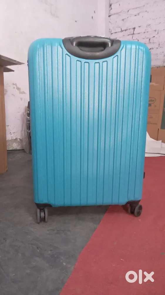 Trolley Bag in Medium Size.