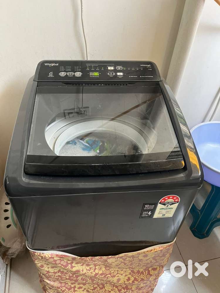 Excellent Washing machine available for sala