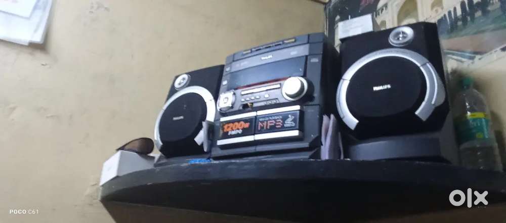 RADIO FOR SALE GOOD CONDITION