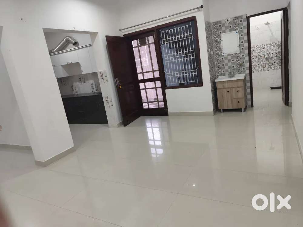 4.5 marlas House for sale