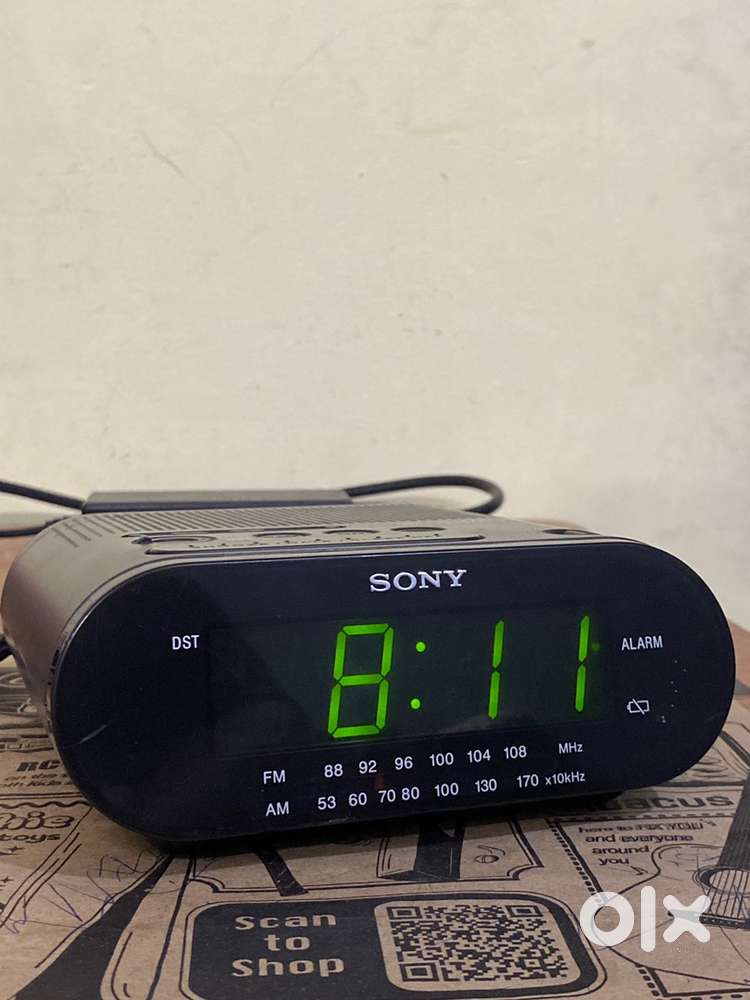 1.	Sony Dream Machine ICF-C218 FM/AM Alarm Clock Radio