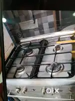 Gas stove with 4burner