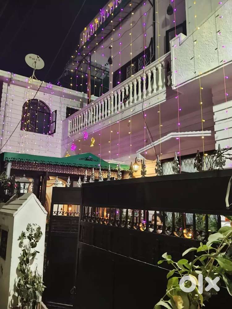 Urgent fully furnished 3bhk house for rent,@Jakhan(Behind KC Soup Bar)