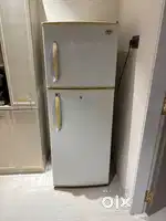 Lg Fridge with temp control