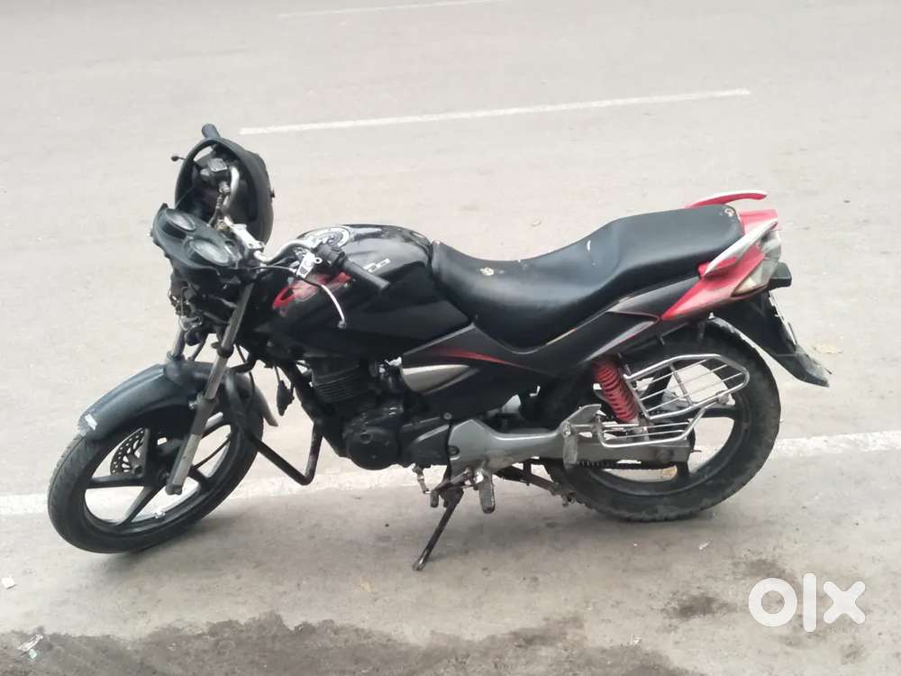 CBZ Xtreme 15000rs. Model 2010
