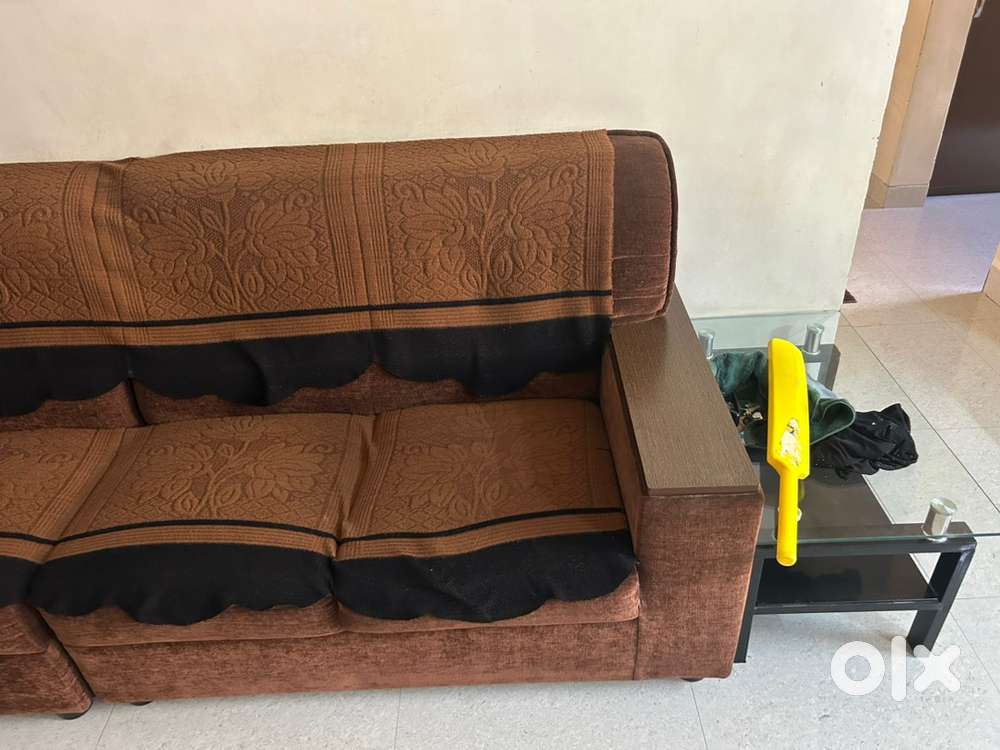 HIGH QUALITY SOFA