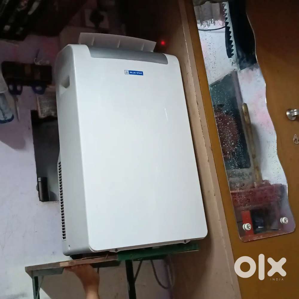 Portable Blue Star AC good condition
