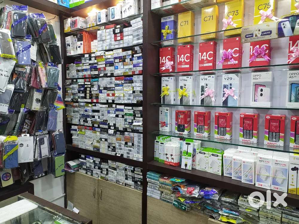 Trainee fresher required for mobile shop