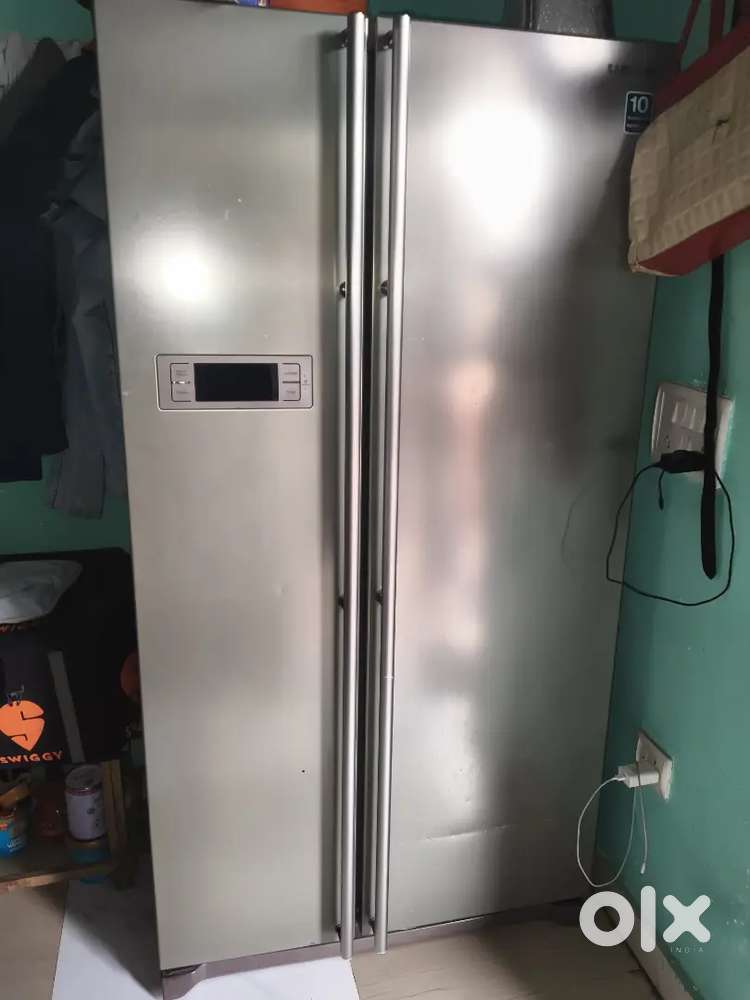 I selling my side by side refrigerator in good condition
