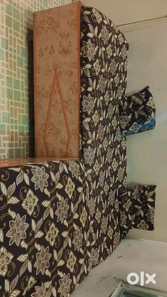 Single bed  gadla sathe