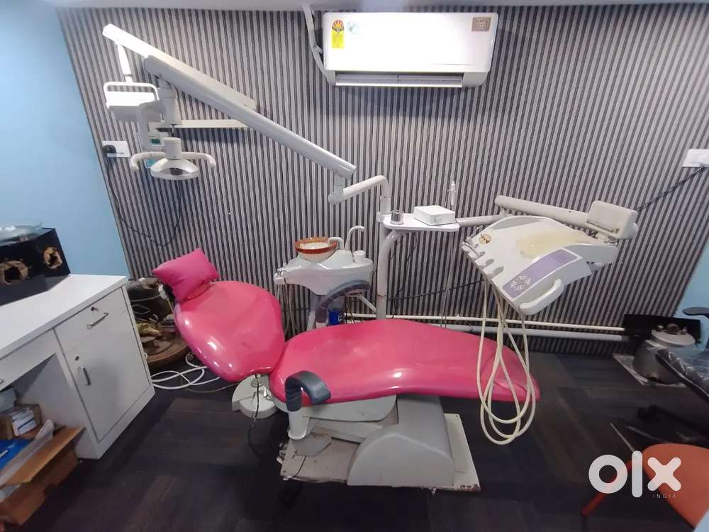 Dental Chair with X-Ray Machine & Equipment – Good Condition 65000
