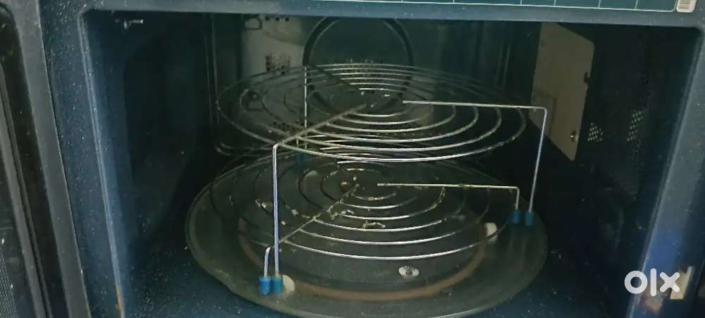 Microwave oven