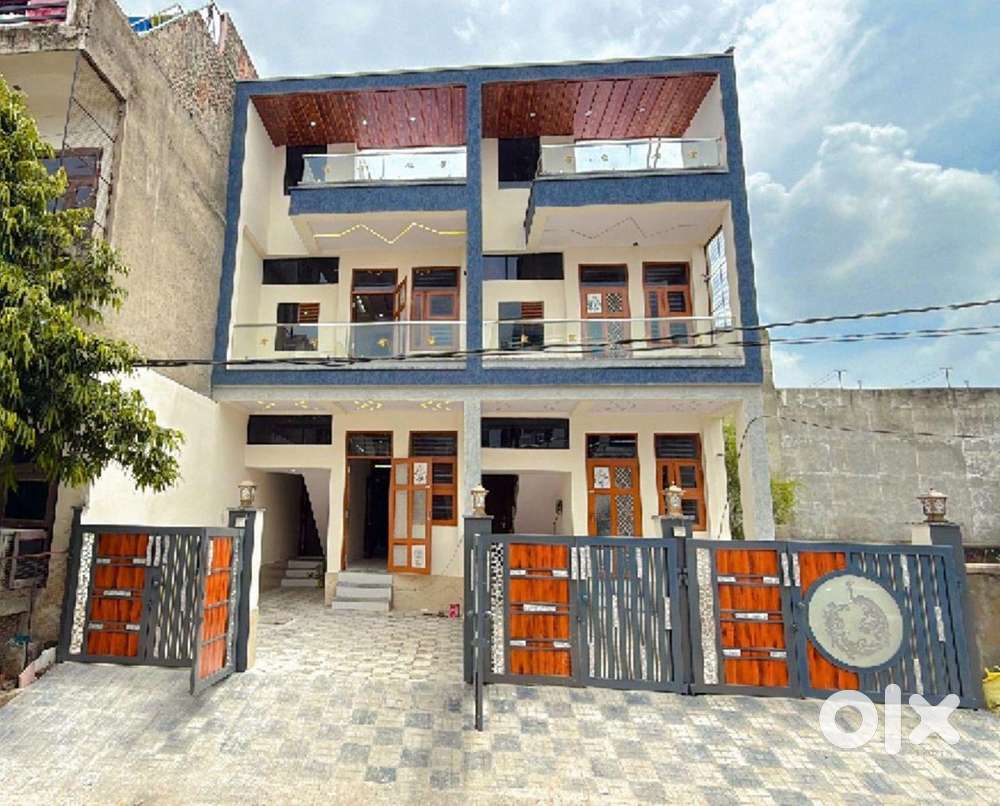 4 BHK luxury Villa Murlipura near charan nadi