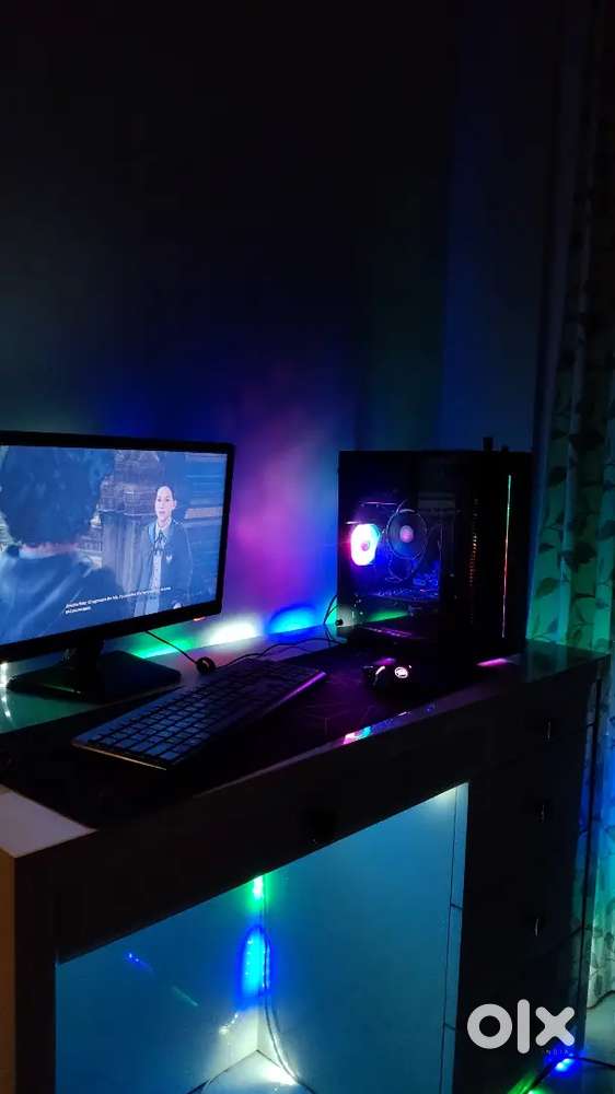 i7 (2nd) RTX 2060 Super   1TB HDD  128GB SSD  8GB RAM 450W RGB Cabinet