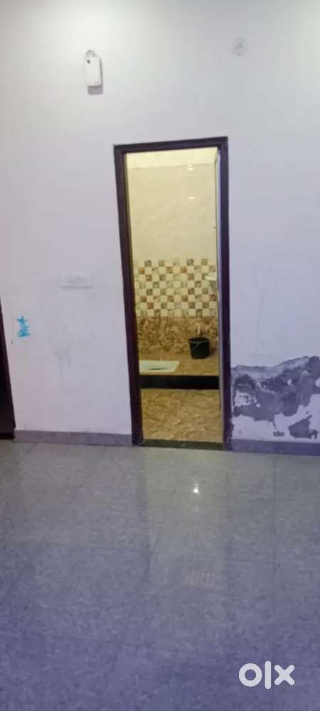 Family and bachelor allowed