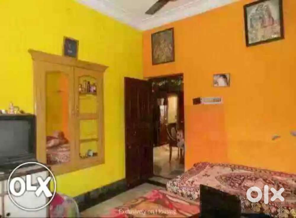 Radhysham ladies pg Saltlake Newtown is very close.