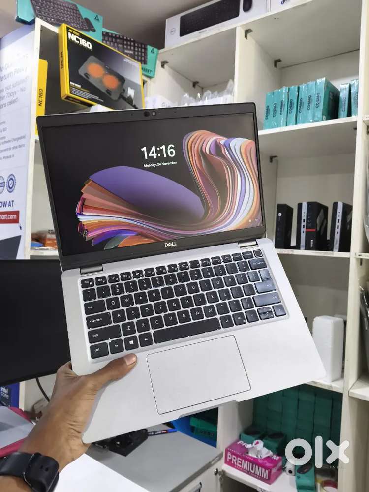 Professional Series Laptop Dell Latitude5320 i7-11th Gen 32GB 512GBSSD