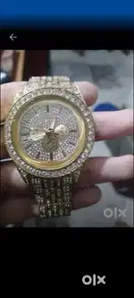 Golden colour watch designable treand most popular