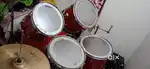 Drums set in very food condition . All heads made n USA
