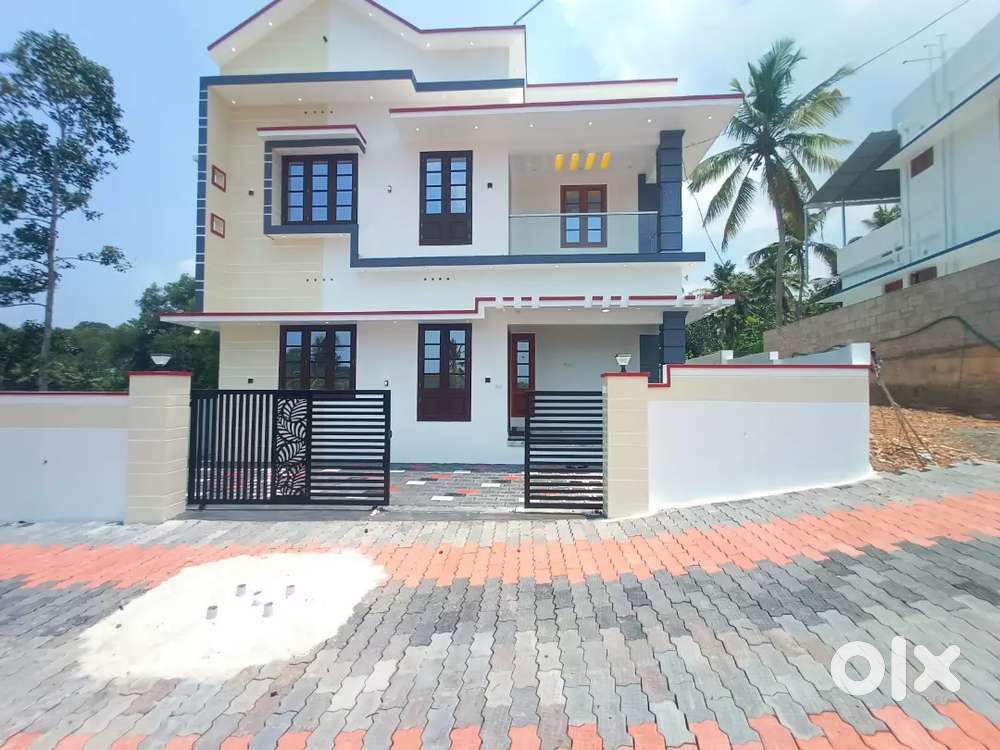 KAZHAKOOTTAM CHANTHAVILA KATTAYIKONAM NEW BRANDED HOUSE