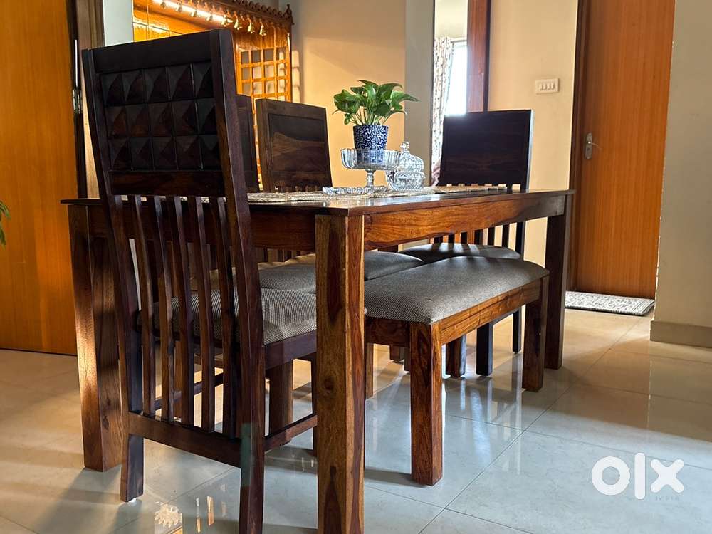 Dining table 6 seater Sheesham wood