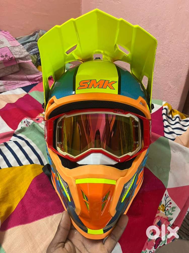 Axor off road helmet