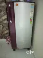 Godarej refrigerator 220 ltr