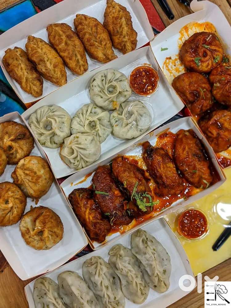 Chinese aur Momos karigar chaiye aur helper