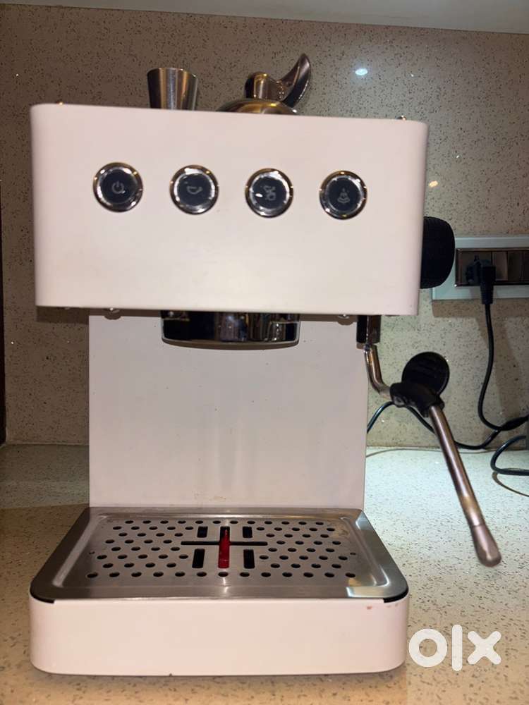 Blue Tokai coffee machine