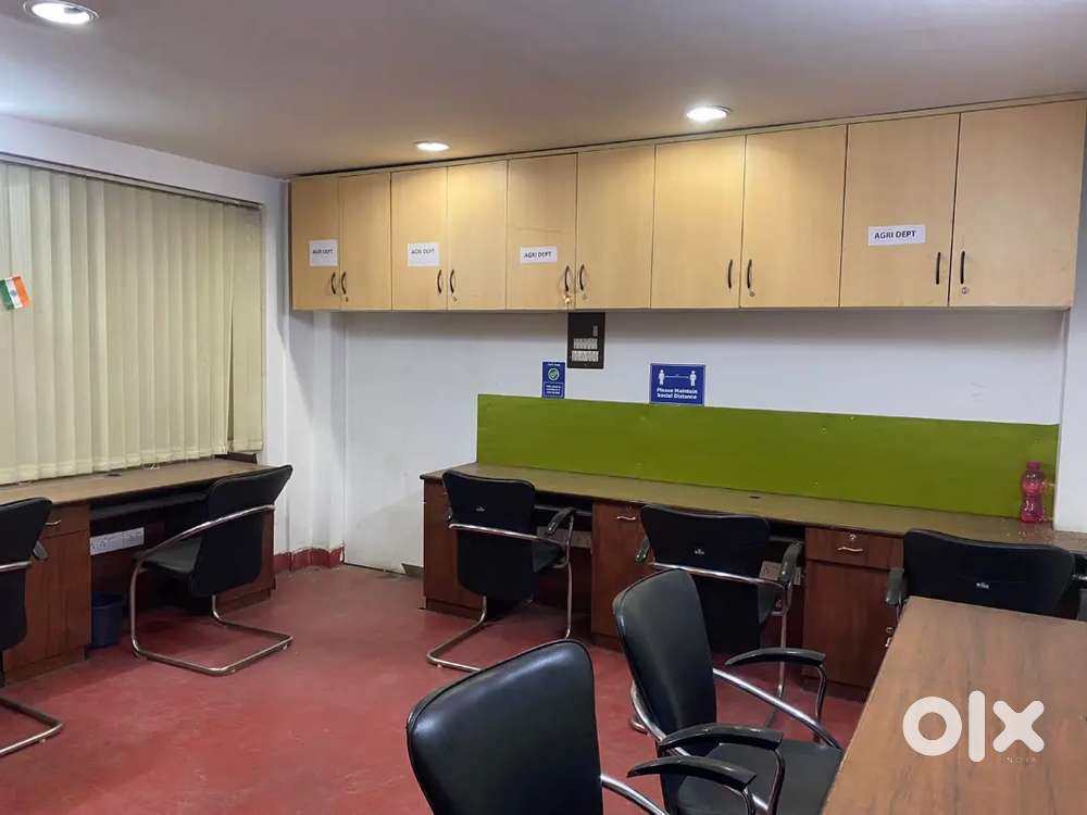 2500 SqfT AreA AvailablE FoR Office CorporatE Companies Dak BungaloW.