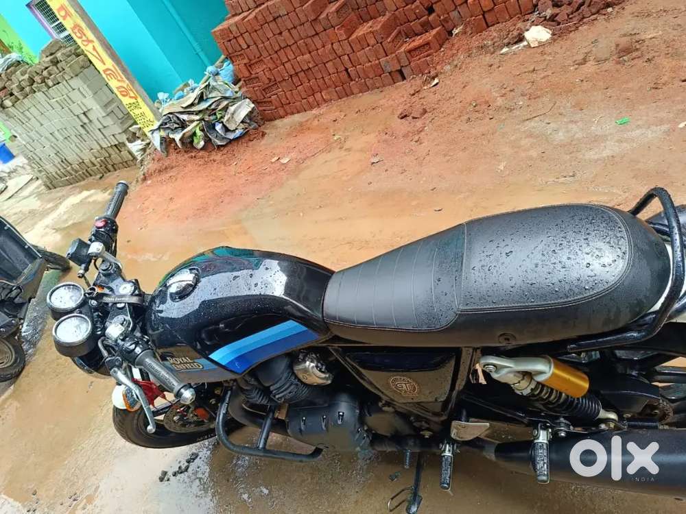 Gt650 under 2year bike well maintained alloy wheel model