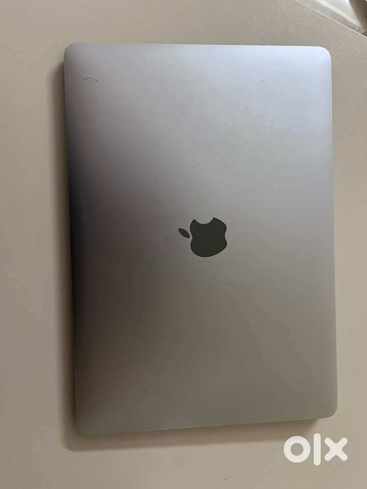 M1 MacBook Air 8GB RAM / 256 GB