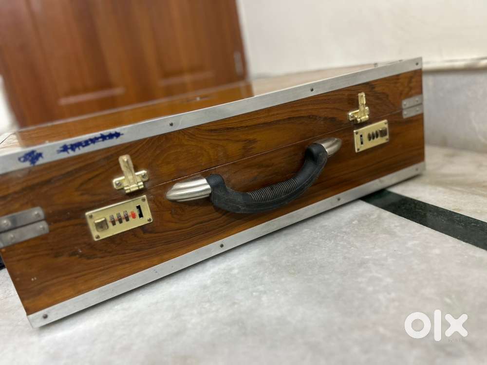 Harmonium @ ₹5600