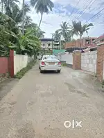 6.7.11CENT HOUSE PLOT SREEKARIYAM KARIYAM 100MTR AWAY MAIN ROAD