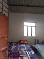3 rooms khali hai