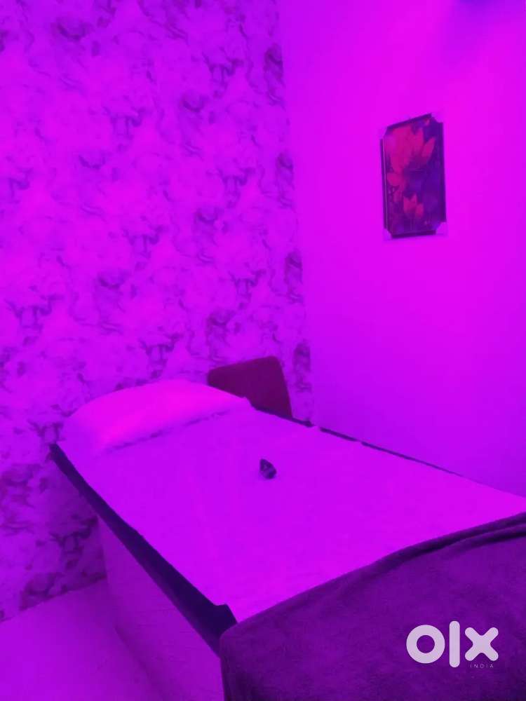 Massage therapists only females