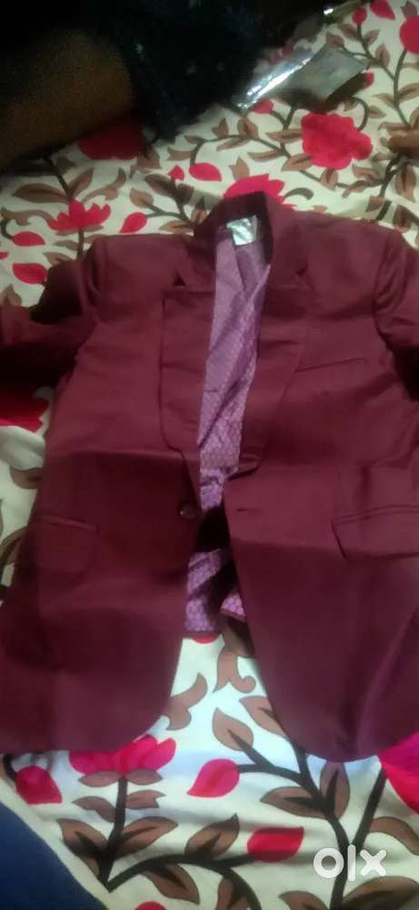 Wedding blazar for maroon colour