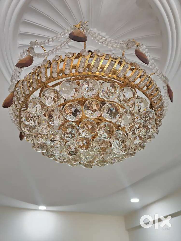 Zumber Elegant Dazzling Crystal  Chandelier