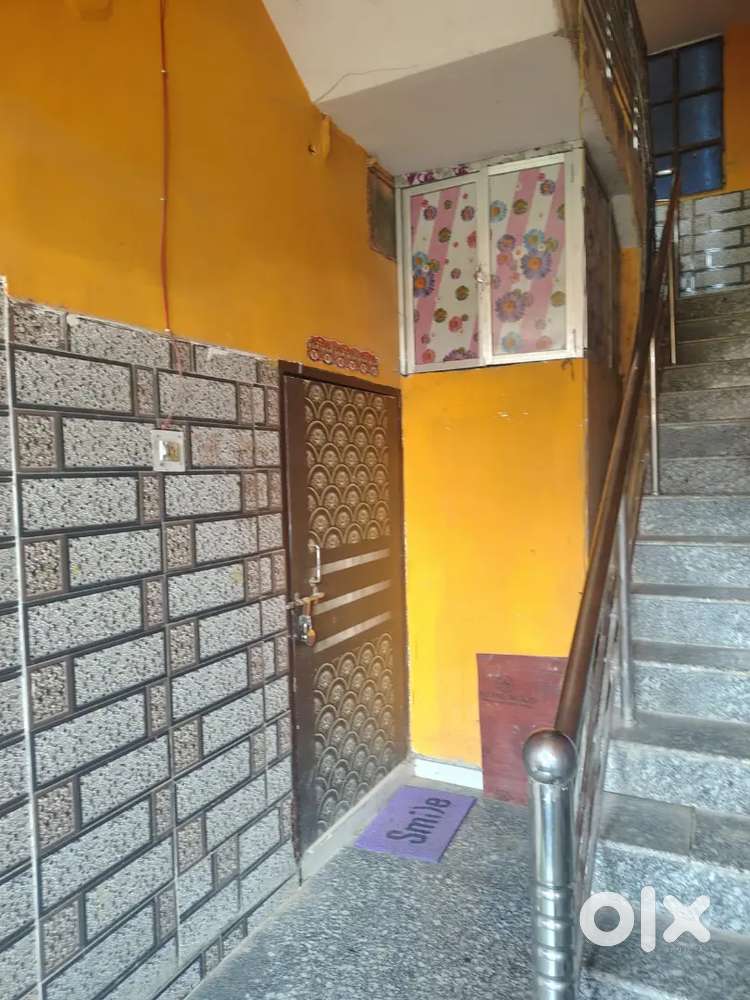Room rent available near manan vidya