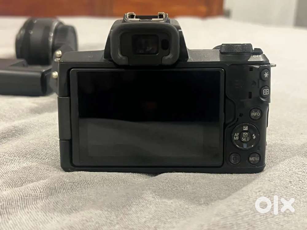 Canon m50 mirror less body