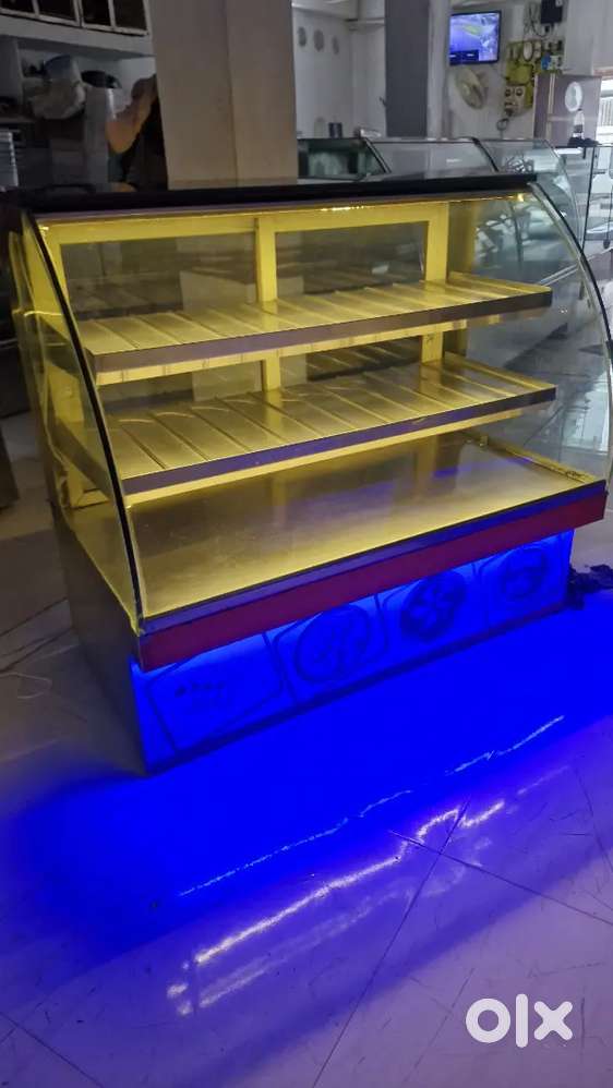Cake Display Countar sell