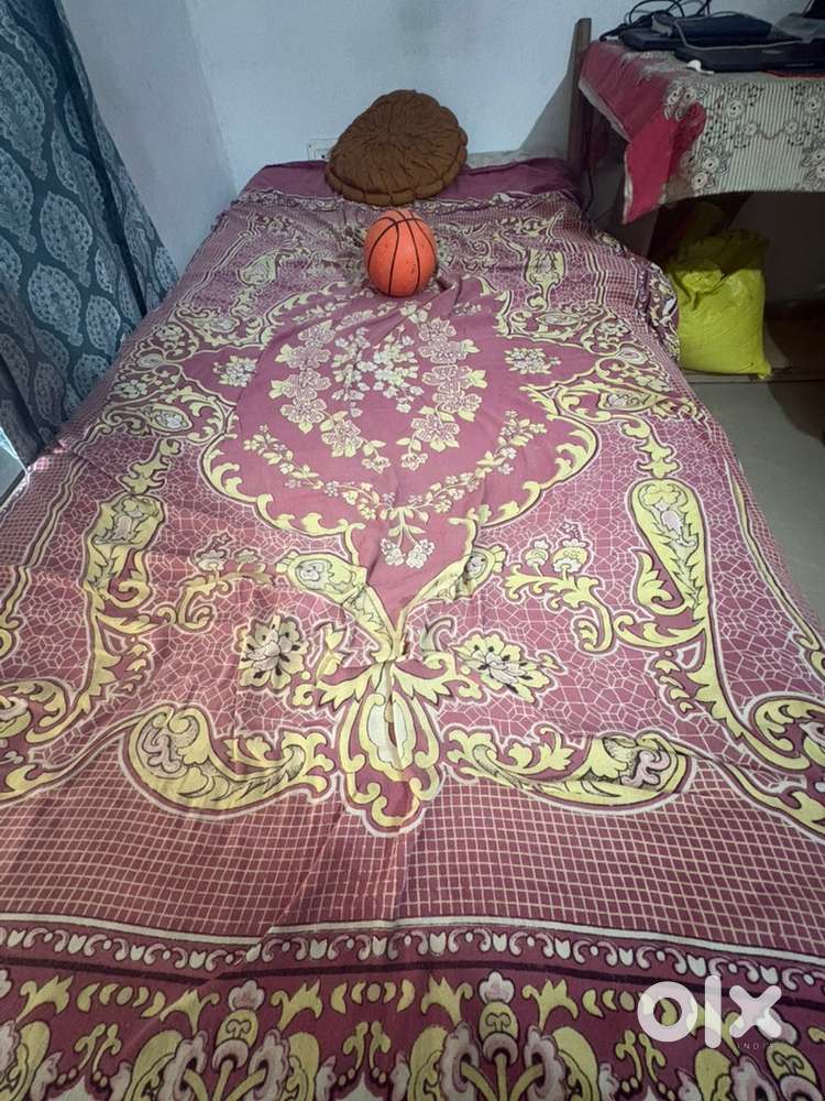Single bed