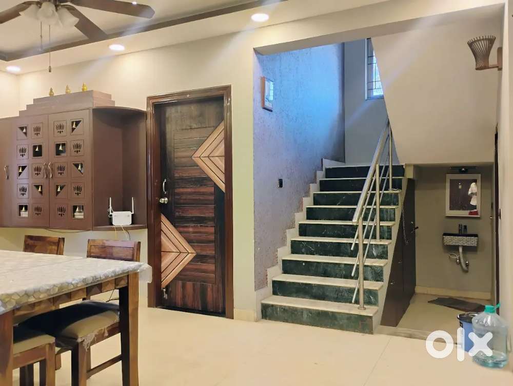 Gents Hostel-Home food available Ac room