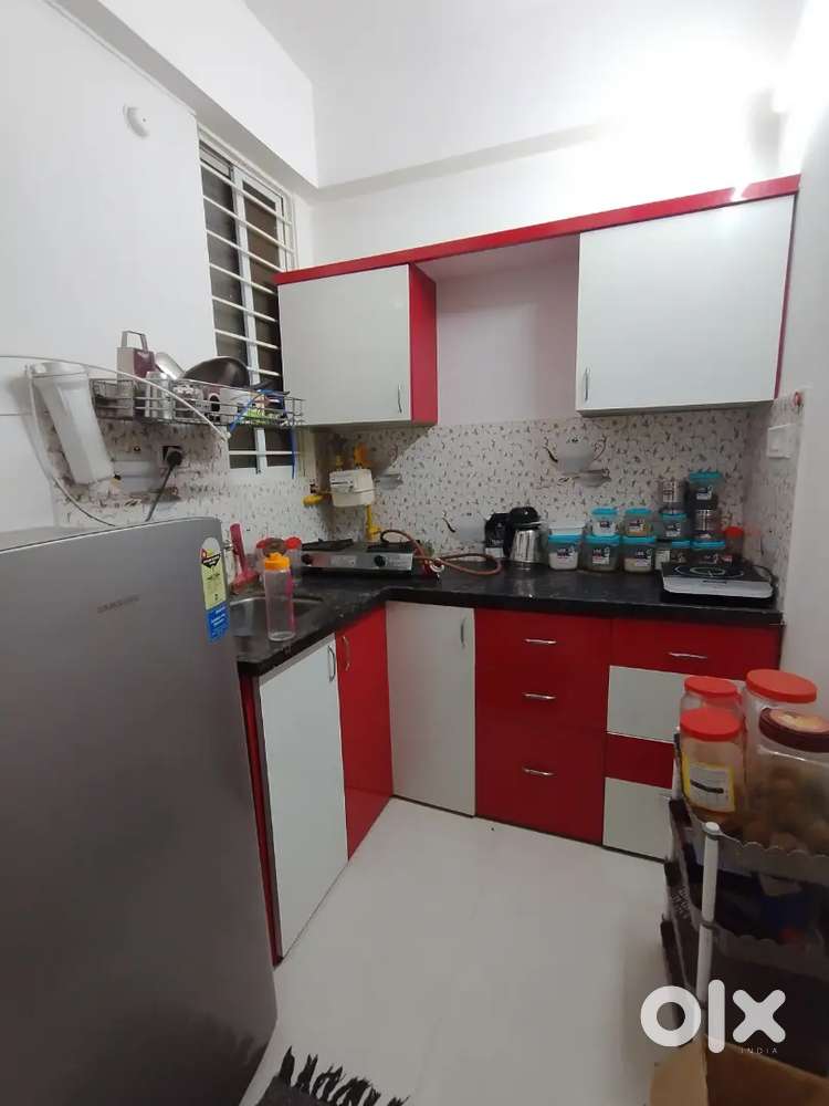 1-Bhk/Flat/Furnished in Golden Plam Society Sch.no-136OM Real Estate