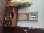 Dressing table with mirror fit