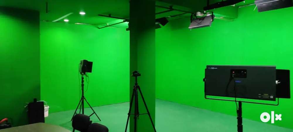 Green matt studio