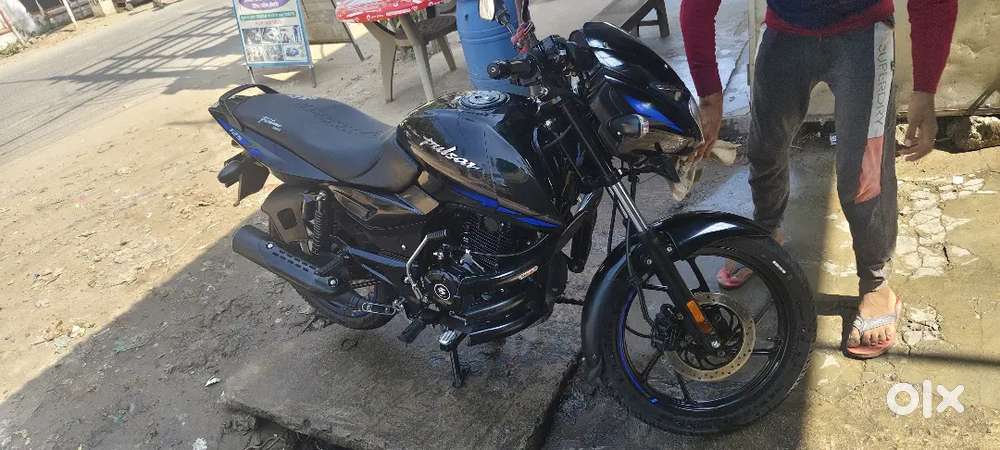 Bajaj Pulsar 125 CC. New Condition, No Scratch.