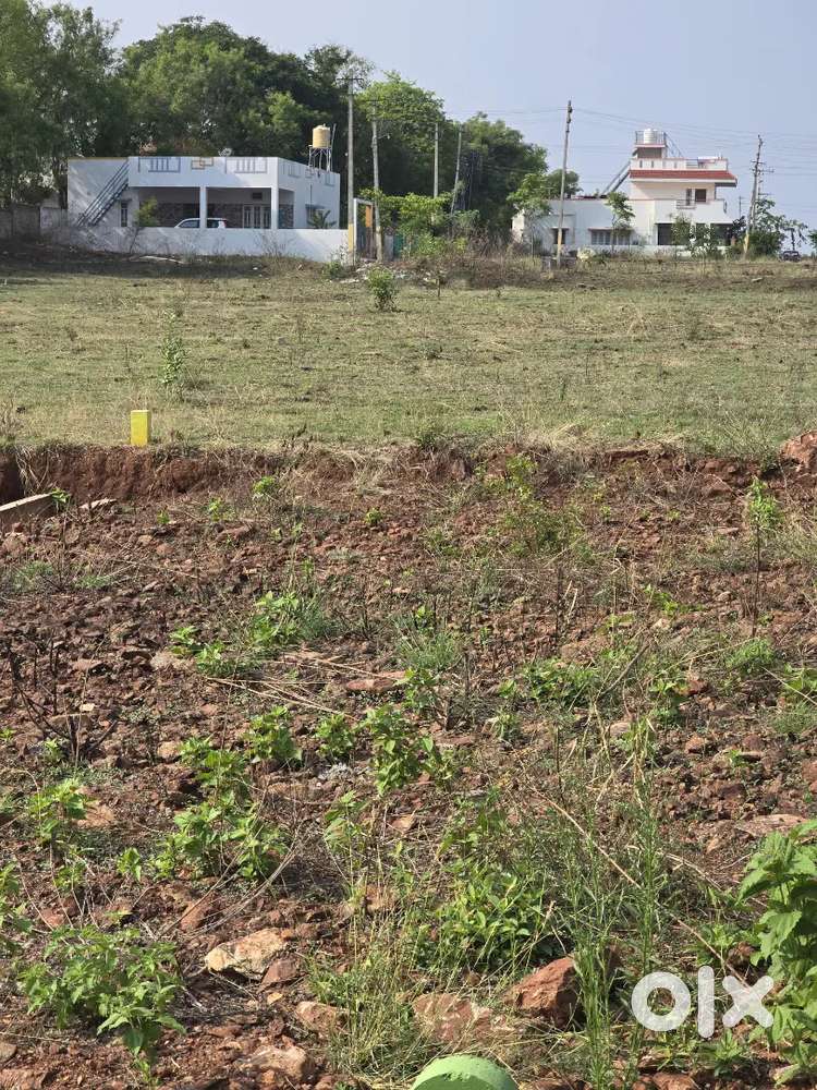 8 kms Mysore City Center, 1 km Ring Road, 4 kms APMC Yard Signal light